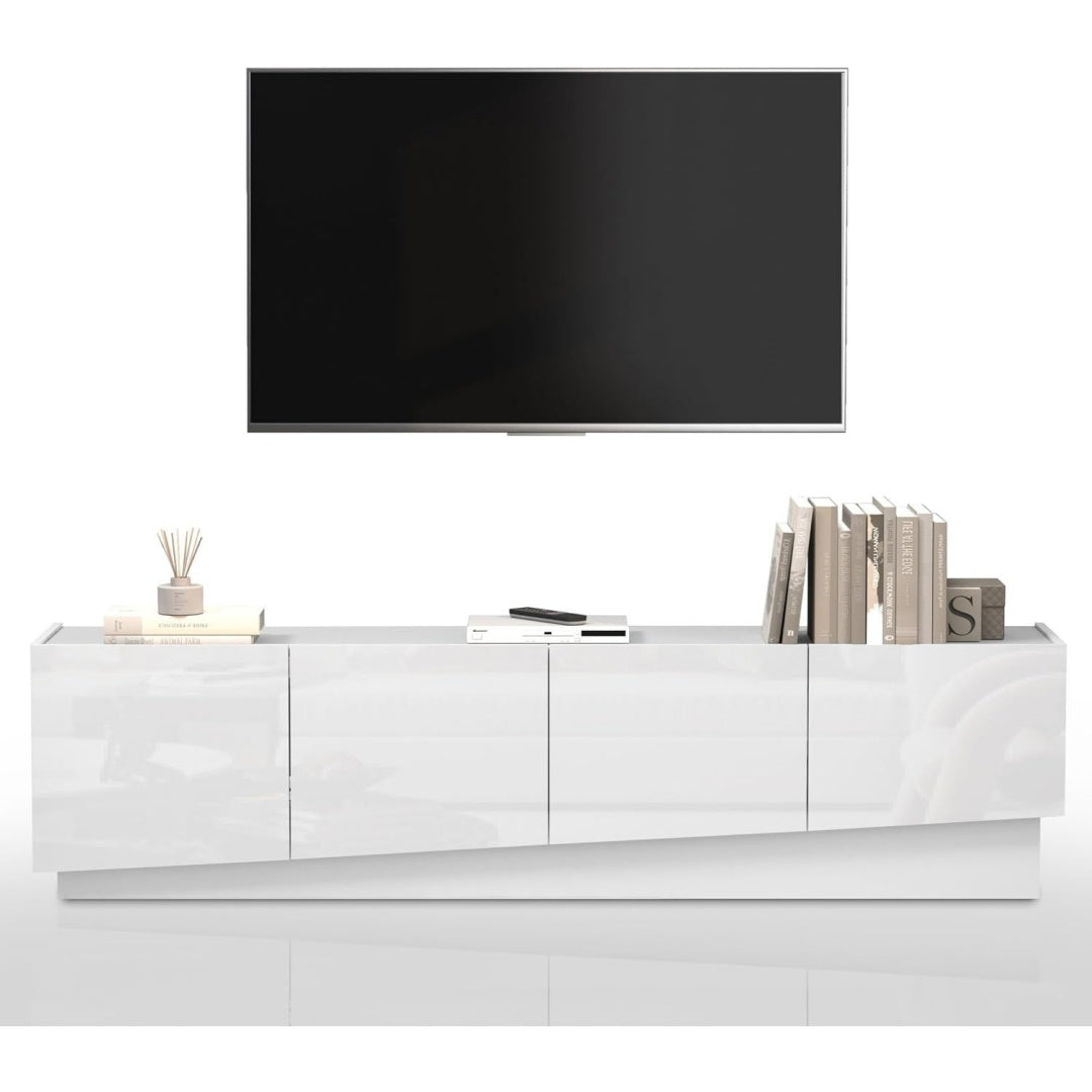 Une touche de caractere, buffet avec portes, avec elements vitres dans un ton blanc et naturel rl1412935