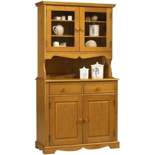 Une silhouette equilibree pour ce commode avec tiroirs, a l'aspect bois, teinte chene et bois naturel